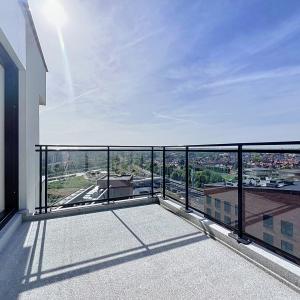 Triomphe : Magnifique penthouse 3ch + terrasses + pkg