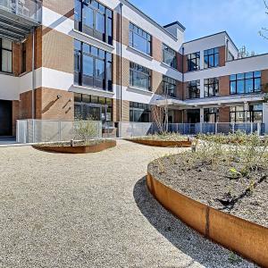 Couronne : Bel appartement récent 1 chambre + terrasse