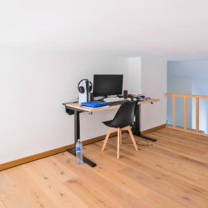 Quartier EU: Penthouse récent avec terrasse de 8 m²