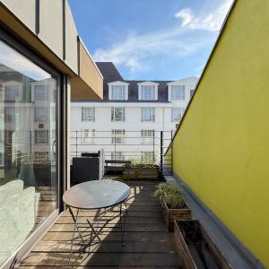 Parlement européen: Penthouse récent avec terrasse de 8 m²