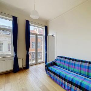 Cinquantenaire : Superbe duplex meublé 118 m², 2 ch