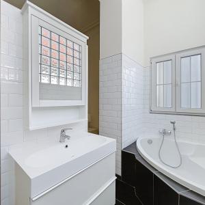 Cinquantenaire : Superbe duplex meublé 118 m², 2 ch