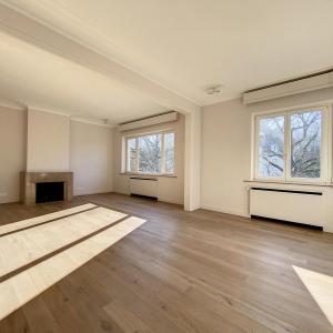 Franklin Roosevelt : Bel appartement 2 chambres + terrasse