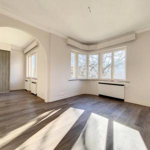 Franklin Roosevelt : Bel appartement 2 chambres + terrasse