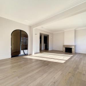 Franklin Roosevelt : Bel appartement 2 chambres + terrasse