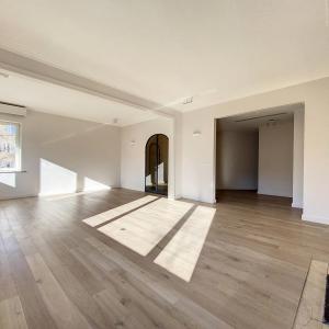 Franklin Roosevelt : Bel appartement 2 chambres + terrasse