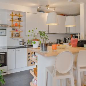 Molière : Appartement 2 chambres en très bon état + balcon 