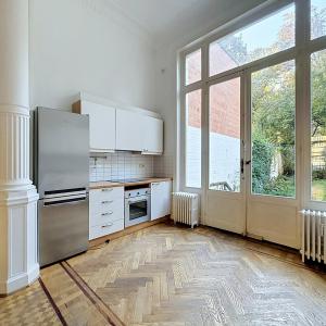 Quartier Brugmann : Duplex 2 chambres avec grand jardin 