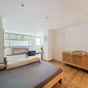 Quartier Brugmann : Duplex 2 chambres avec grand jardin 