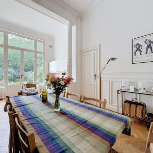 Quartier Brugmann : Duplex 2 chambres avec grand jardin 
