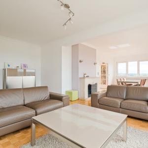 Uccle: Magnifique Penthouse 4 chambres, terrasses, garage