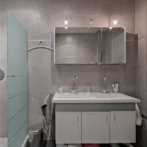 Lotz/Cavell: Superbe maison 9 chambres avec jardin 