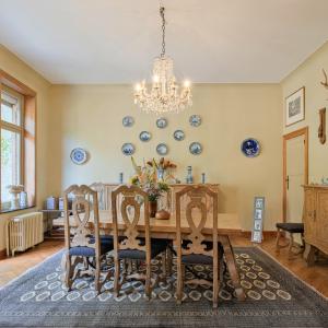 Lotz/Cavell: Superbe maison 9 chambres avec jardin 