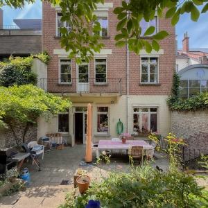 Lotz/Cavell: Superbe maison 9 chambres avec jardin 