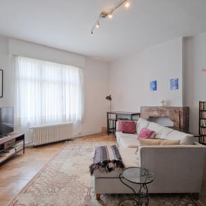 Lotz/Cavell: Superbe maison 9 chambres avec jardin 