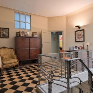Lotz/Cavell: Superbe maison 9 chambres avec jardin 