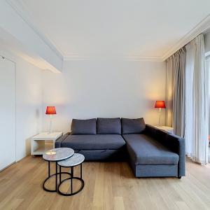 Cavell/Montjoie : Beau studio meublé + terrasse