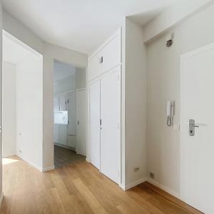 Place Flagey : Bel appartement 2 chambres 