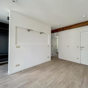 QUARTIER CHATELAIN : Magnifique triplex entièrement rénové
