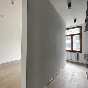 QUARTIER CHATELAIN : Magnifique triplex entièrement rénové