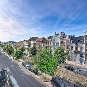 Cimetière d'Ixelles : Duplex 2 chambres meublé + terrasse 