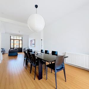 Cimetière d'Ixelles : Duplex 2 chambres meublé + terrasse 