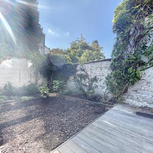 Sq Ambiorix : Maison de maître + jardin & terrasse