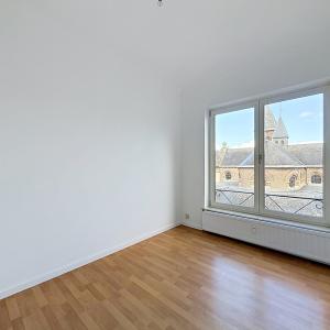 Place Brugmann : Bel appartement 2 ch. remis à neuf