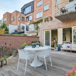 Quartier Cavell: Appartement 1 chambre + bureau, beau jardin