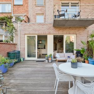 Quartier Cavell: Appartement 1 chambre + bureau, beau jardin