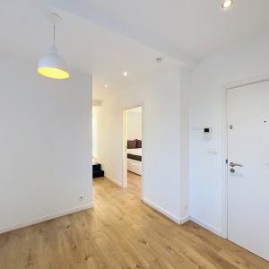 Cinquantenaire – Magnifique penthouse 1 ch. + terrasse