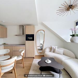 Cinquantenaire - Magnifique duplex meublé 1 ch. rénové