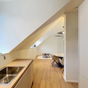 Cinquantenaire - Magnifique appartement meublé et rénové