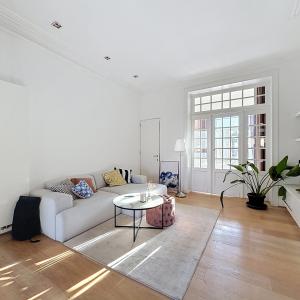 Place Brugmann : Appartement de caractère avec un balcon