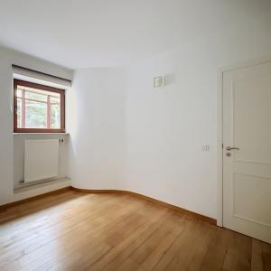 Etangs Ixelles : Appartement 1 chambre + terrasse & Jardin