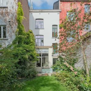 Place Jourdan – Magnifique maison bruxelloise 6 ch. + jardin