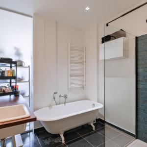 Parc Albert II : appartement 2 chambres + terrasse sud