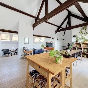 Chaussée d'Ixelles : Sublime penthouse + terrasses