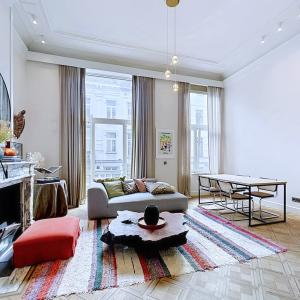 Sablon : Appart. meublé 2 ch. – location 6 à 10 mois