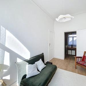 Square Marie-Louise - Bel appartement 1 chambre meublé