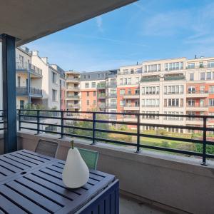 Ixelles, Place Brugmann appartement avec terrasse, parking