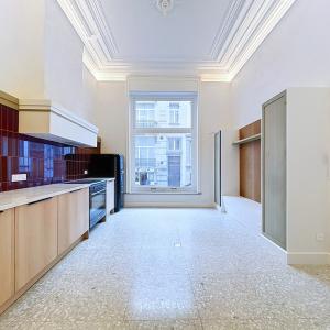 Sablon : Appartement de standing 1 chambre + bureau
