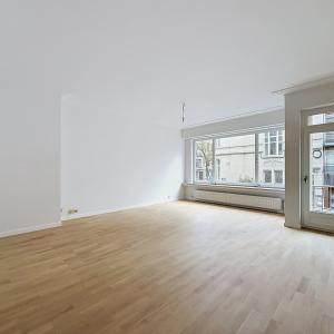 Lepoutre / Pl. Brugmann : Bel appartement + balcon
