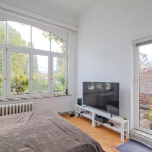 Etangs d'Ixelles, maison de Maître révové de 410 m2  jardin