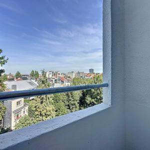 Molière : Charmant appartement de caractère rénové + balcons