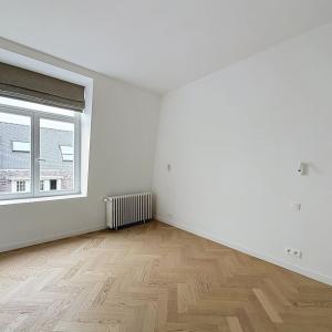 Pl. Brugmann : Sublime appartement de caractère rénové
