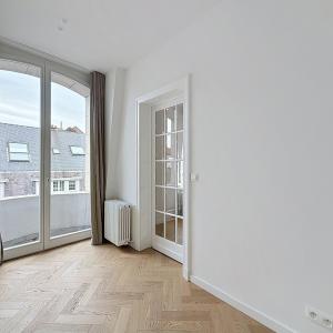 Pl. Brugmann : Sublime appartement de caractère rénové