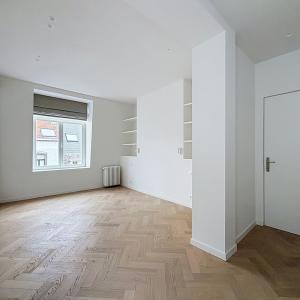 Pl. Brugmann : Sublime appartement de caractère rénové