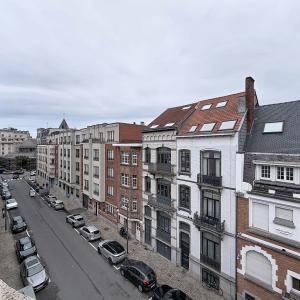 Pl. Brugmann : Sublime appartement de caractère rénové