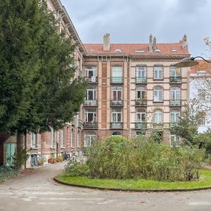 Fernand Cocq : appartement une chambre + bureau et terrasses